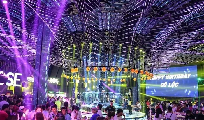 Quán Bar Club Náo Nhiệt Dành Cho Giới Trẻ